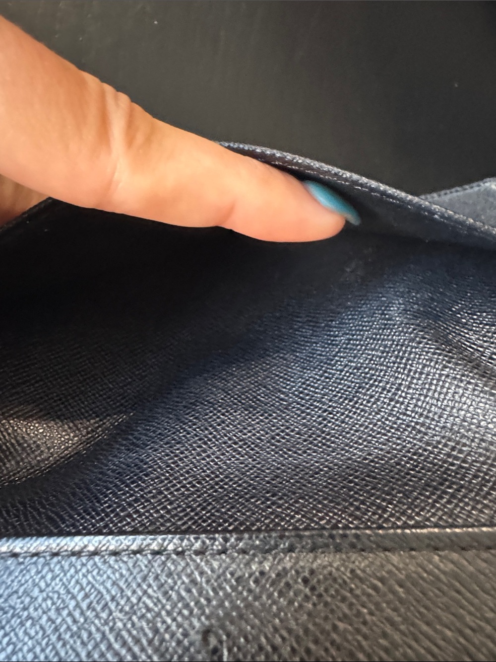 Louis Vuitton Black Epi Leather Passport Cover with LV Monogram - Picture 4 of 4